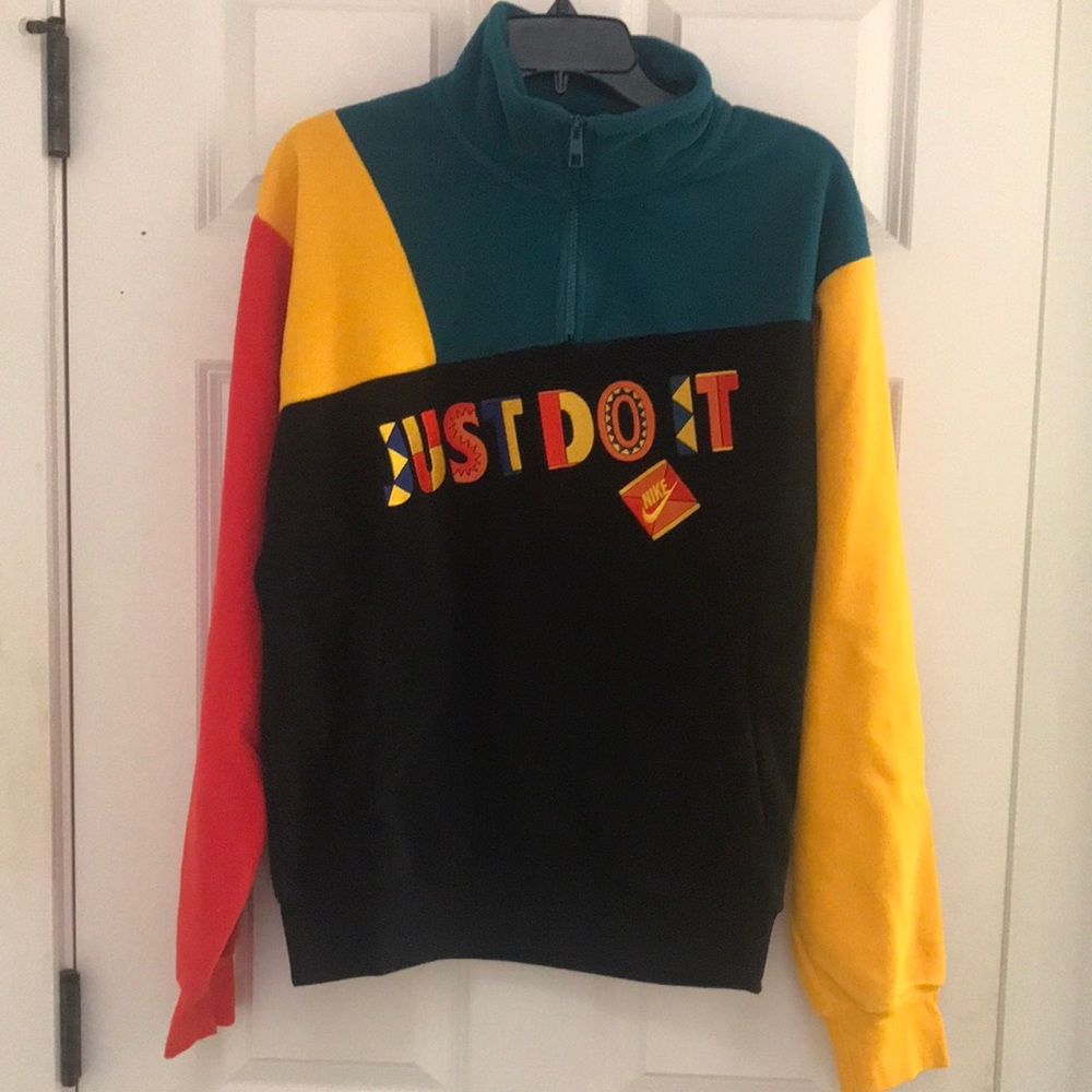 Nike Multicolor Long Sleeve Shirt